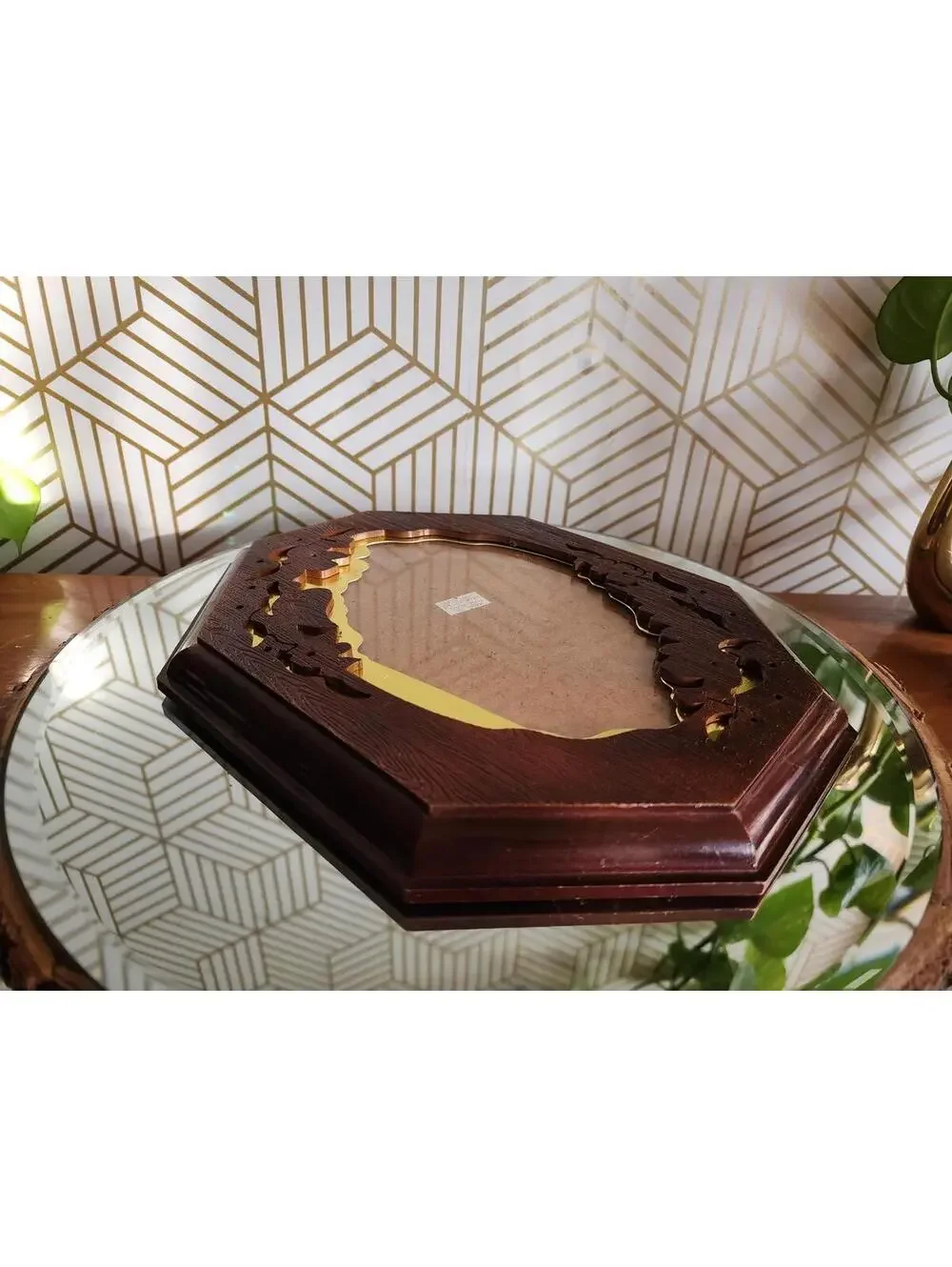 Vintage Octagon Faux Wood 8x10 Frame - HL British Registered Made in Hong Kong